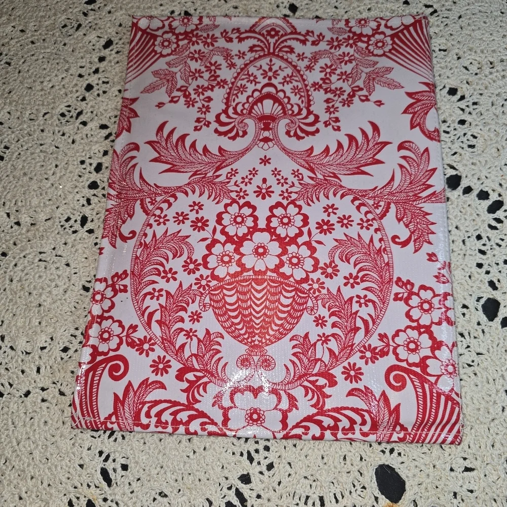 Oilcloth Red Lace On White Portfolio Cover Pad Holder Letter Size